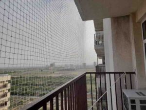 Read more about the article Pigeon Net for Balcony in Noida West